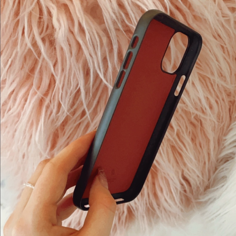 KATE SPADE CASE BUNDLE! - Picture 6 of 6